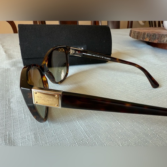 Dolce & Gabbana Tortoise Brown Sunglasses Made in Italy- Polarized - Picture 5 of 16